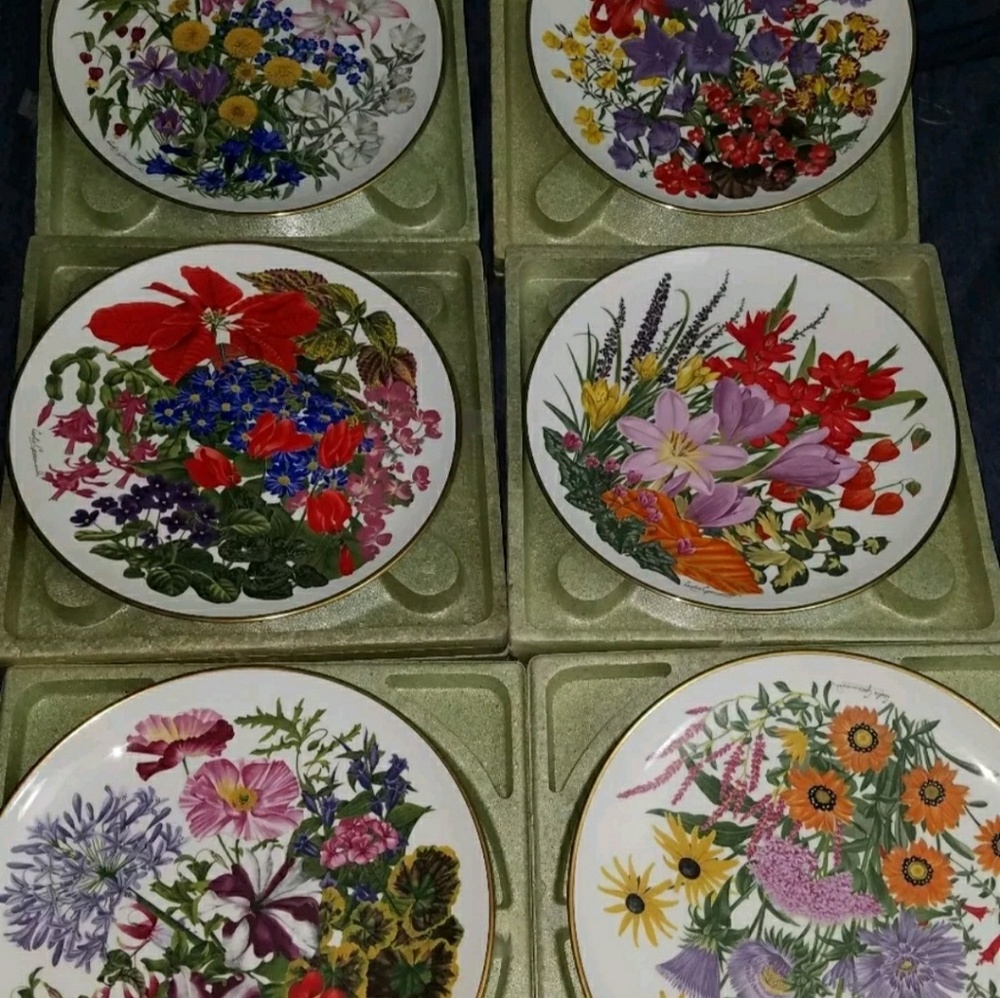 6 flowers of the Year Franklin Porcelain by Wedgew